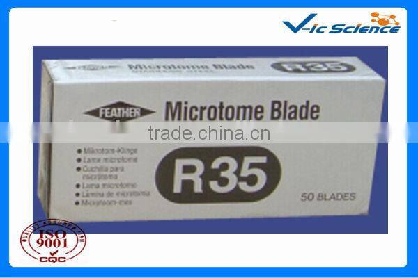 Lab using disposal blade holder