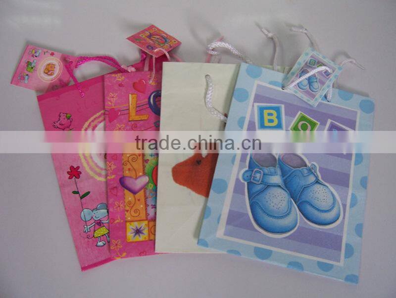 2013 wholesale beautiful and eco-friendly coated paper gift/candy bag --size22*10*24cm