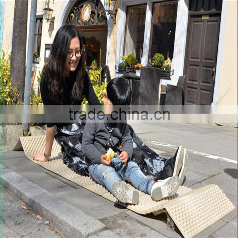 SANHONG OEM competitive XPE FOAM waterproof Folding beach mat