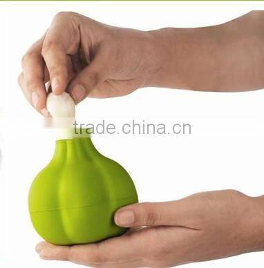Kitchen utensils supplies magic garlic barker device peel garlic machine