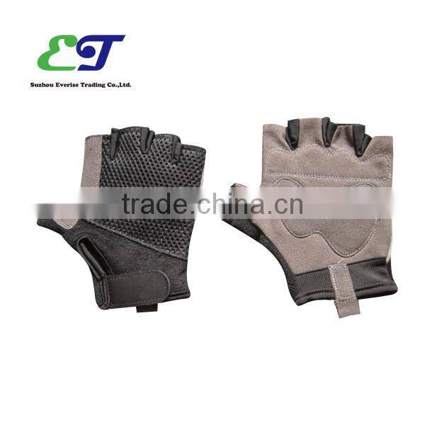 Sports gloves / Half Finger Fitness Gym Gloves