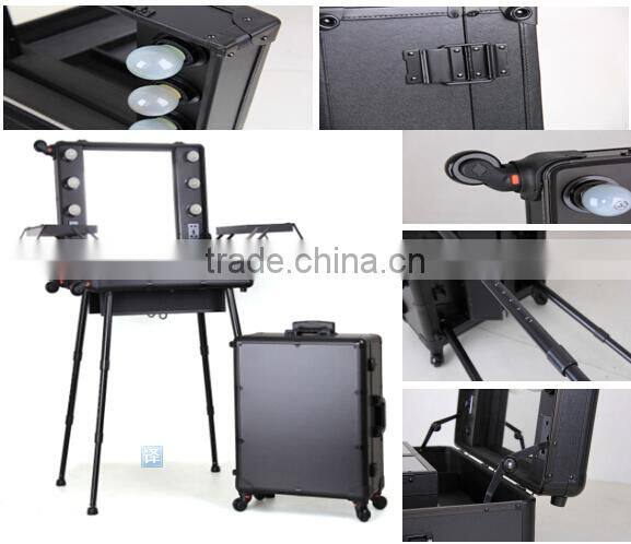 makeup case with lights