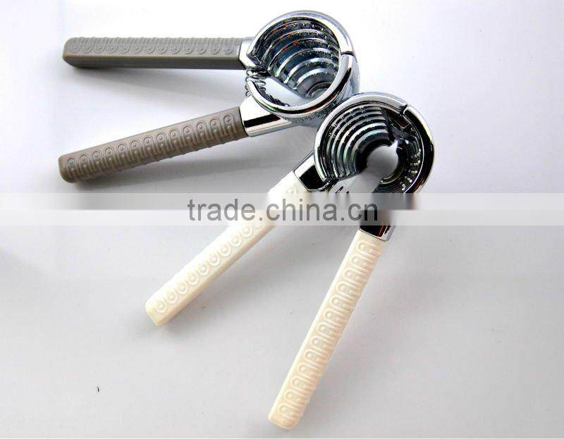 The Best-Selling Kitchen tools with plastic handle nutcracker