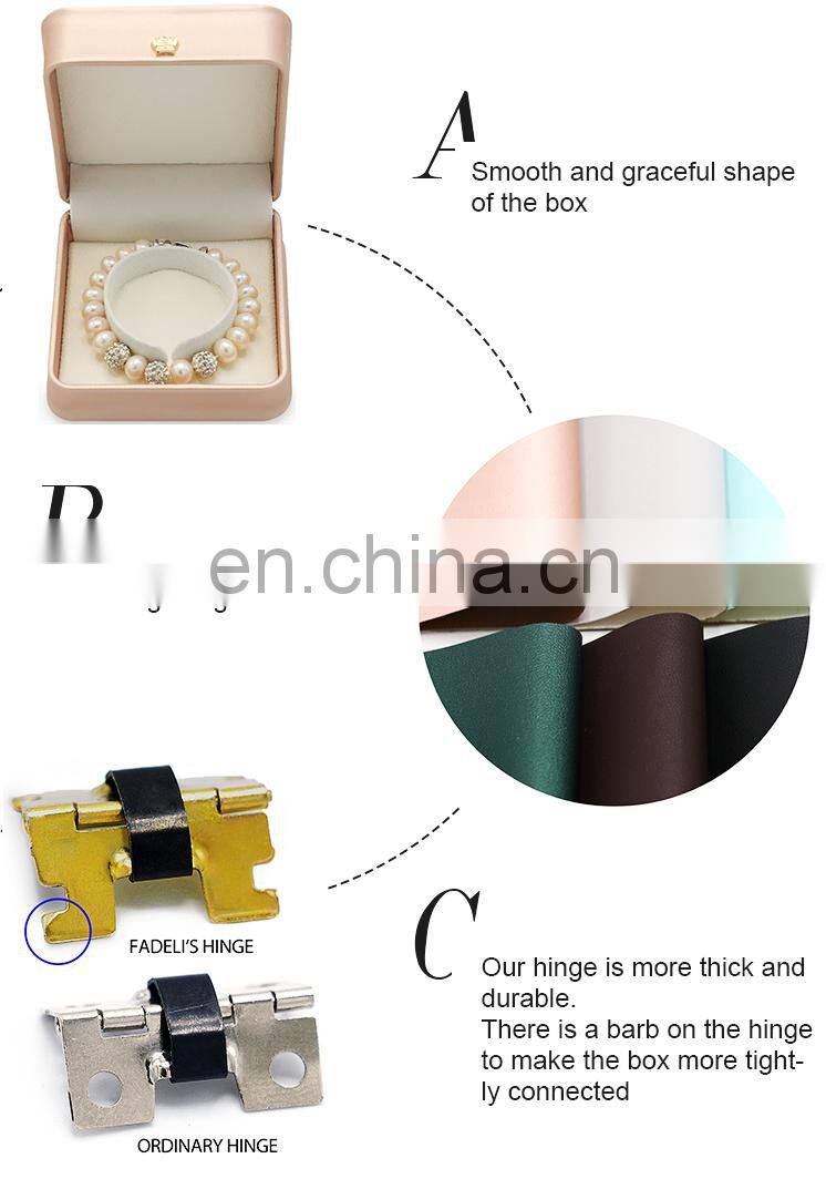 Factory hot sell pu leather  jewelry packaging box portable travel box bracelet box