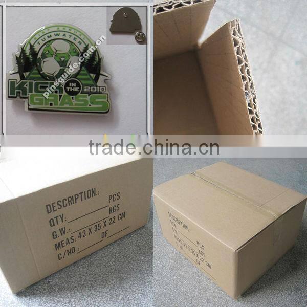 Promotional Cute Animal Design Plat Rainbow Epoxy Coating Badge