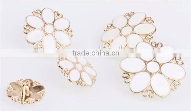Oiled metal buttons Petals button lady white black coat fashion decorative buttons