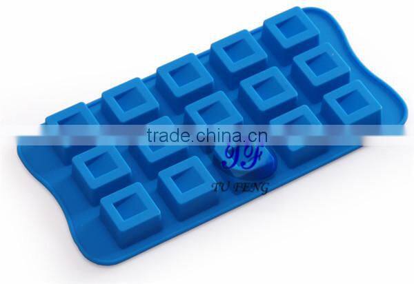 Dongguan high quality ice cube tray made in China