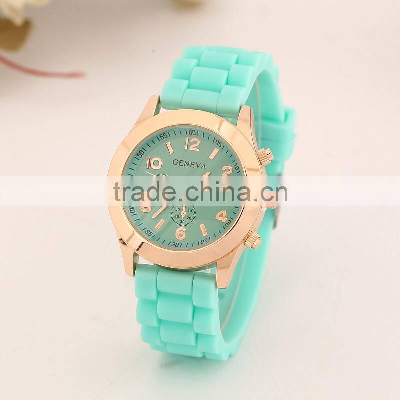 Hot selling fashion silicon wrist watch top brand mens watches cheap china supplier