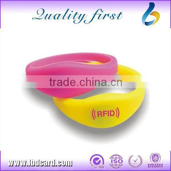 Personalized T5577 NFC Silicone Bracelets Customized