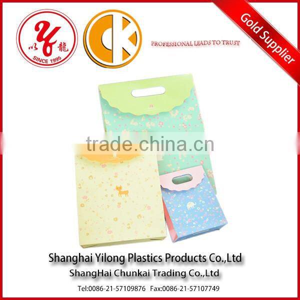 Customized Durable Fashionable Coated Paper Gift Packaging Bag