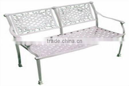 outdoor/indoor white love seat 18339