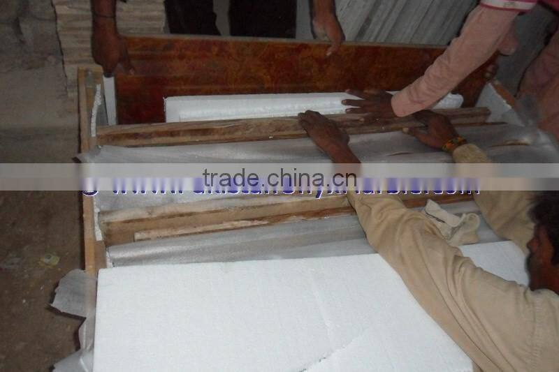 DECORATIVE MULTI RED ONYX COUNTERTOPS