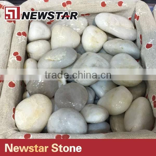 White pebble stone pathway