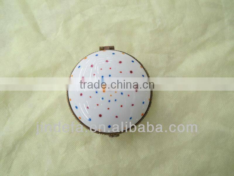 round-shape porcelain/ceramic jewelry box