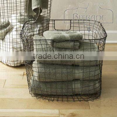 Metal basket holder