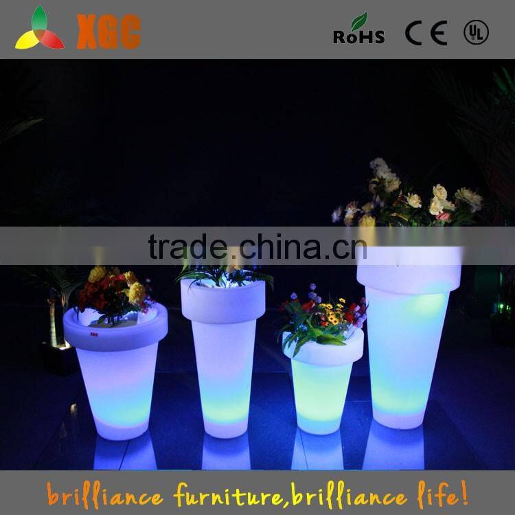 Lighting up plastic decorative LED christmas decor flower pot GD120