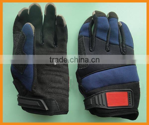 Black Liner Glove Touchscreen