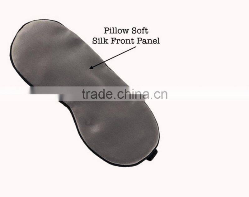 Sleep mask with adjustable straps