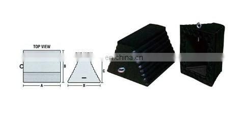 black rubber wheel chock parking stopper block load bearing 30 tons