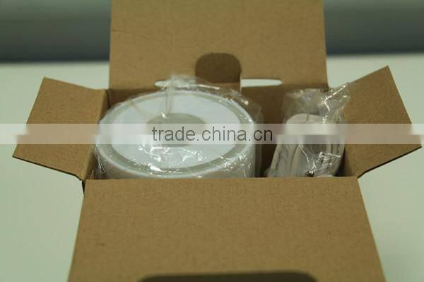 Portable spray aroma diffuser