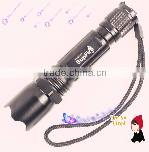 Powerful rechargeable LED traveling flahslight with car charger