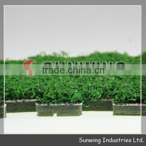 Durable indoor and outdoor puzzle grass mat for decoration
