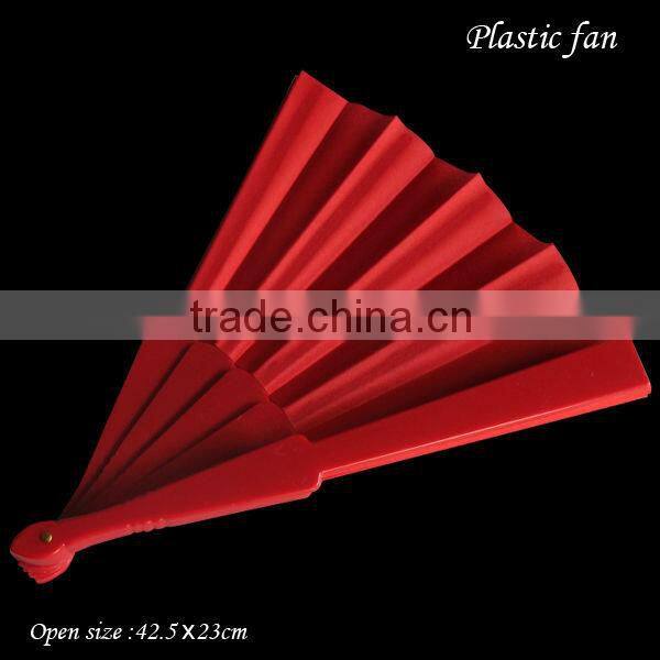 Plastic fabric fan
