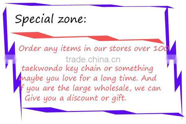 UWIN Hand Target MMA Focus Punch Pad Boxing Training Gloves Mitts Karate Muay Thai Kick Fighting