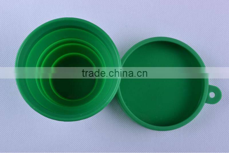 Elegant reuseable economical flexible convenient portable silicone telescopic cup with lid