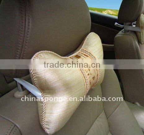 Neck pillow for use in car