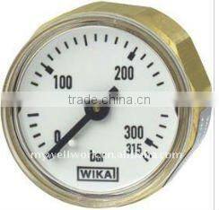 Miniature bourdon tube pressure gauges 111.12.27