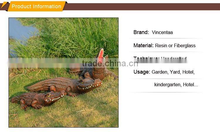 wholesale outdoor garden decoration promotion life size crocodile fiberglass animals for sale