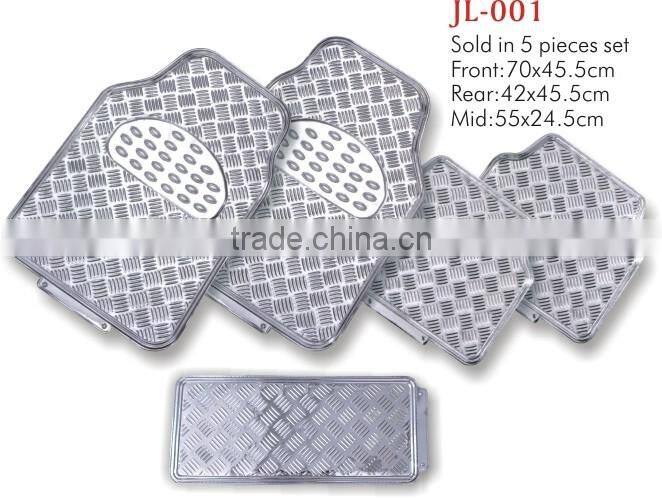 UNIVERSAL CAR PVC FLOOR MATS