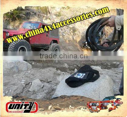 auto tow strap with 8,370lbs capacity for off road