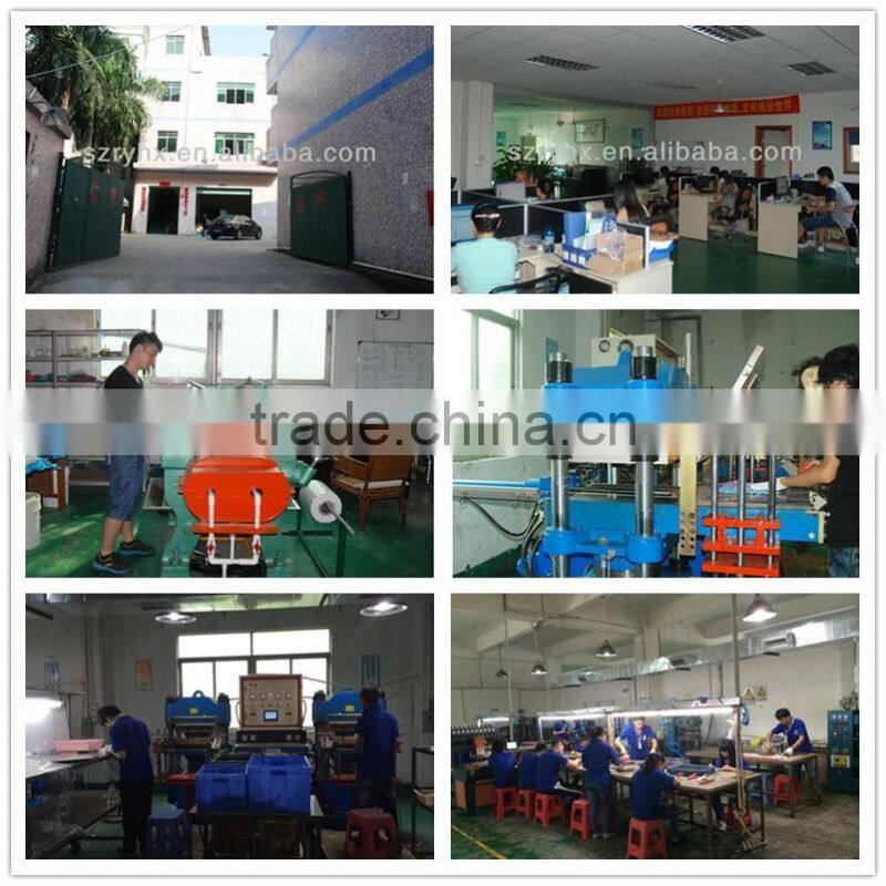 Dotted gloves custom logo Christmas promotional gift silicone oven gloves