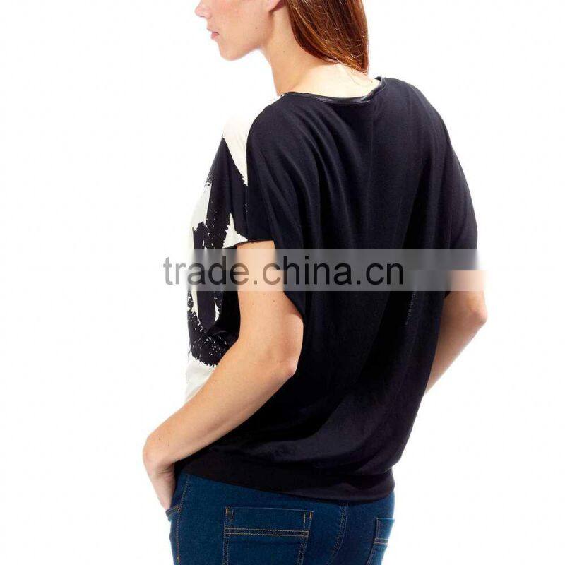 loose t shirt all printed black and white