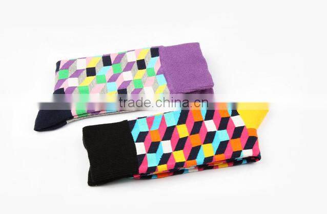 Customized Your Own Brand Design Jacquard OEM Logo 75% Polyester 24% Cotton 1% Spandex Young Men Sport Tube Socks