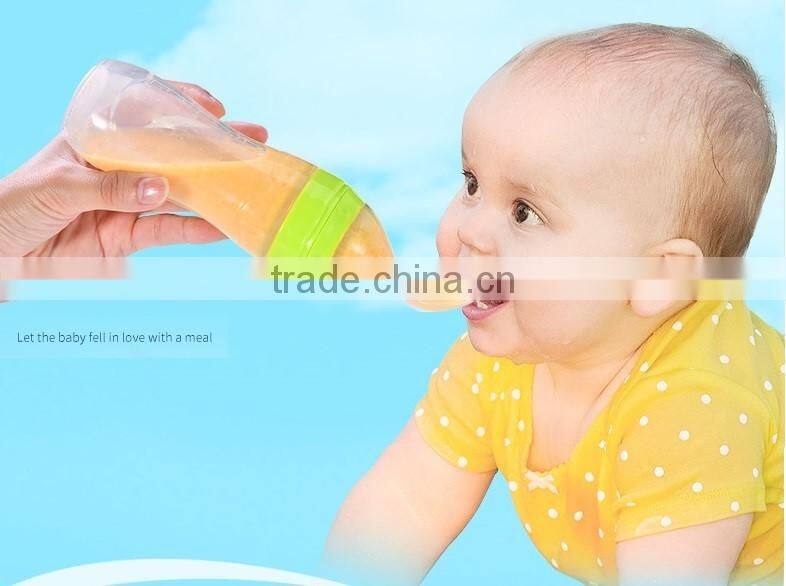 baby feeding bottle with spoon/squeeze feeder/Baby Silicone Squeeze Spoon