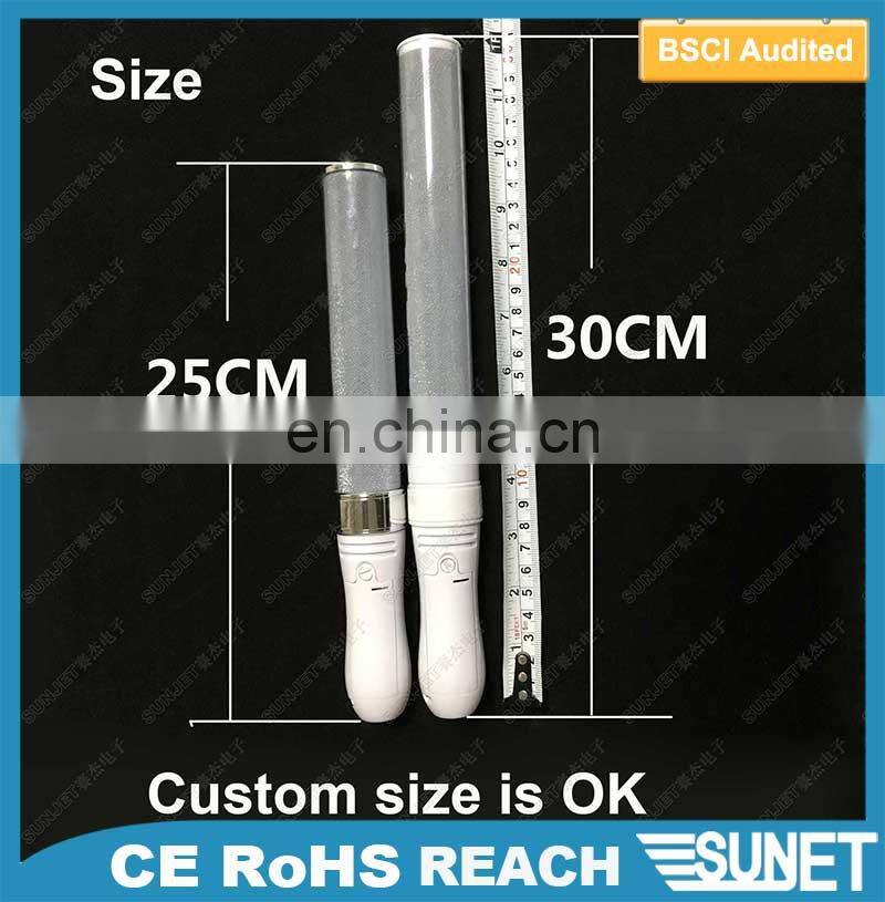 Concert battery operated color change controlled led glowsticks flashing cheering stick
