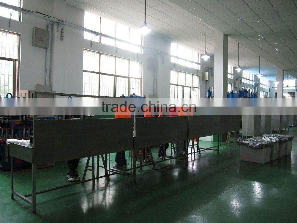 Silicone Slip-On Pour Spout, Plastic Pour Spout