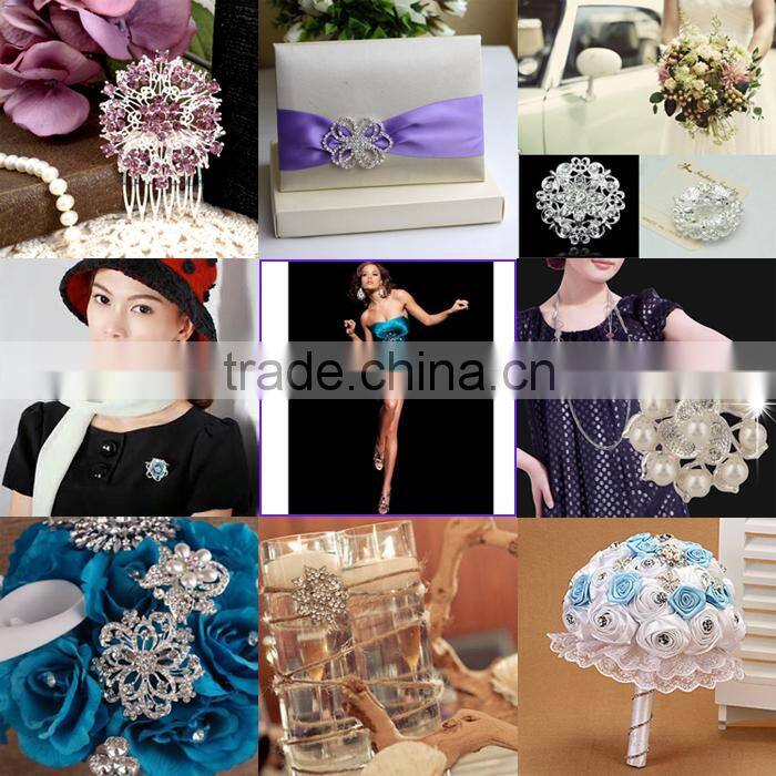 2016 Zinc Alloy Strass Brooch Pins, Flower Pin Brooch, Crystal Jewel Factory wholesale for wedding invitation