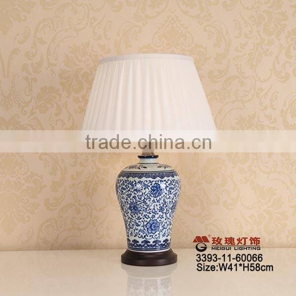 hot sales Chinese blue and white table lamp