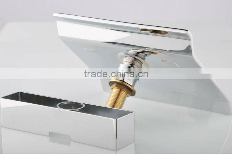 5pcs Deck Mounted Bathtub Faucet Mixer Tap QH001-15