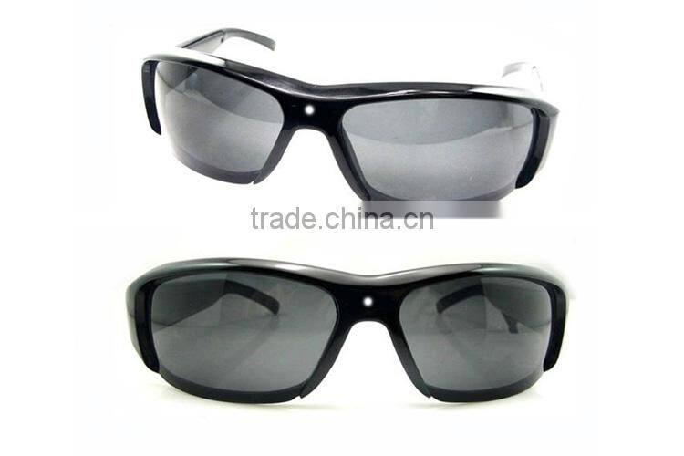 YSJ-W-SM15 digital wireless mini HD720P sunglasses hidden camera up to 32gb with long time recording 30fps Short charging time