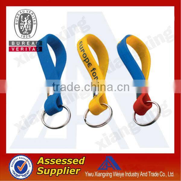 Competitive price colorful soft cheap Custom Fashion silicone Iphone keychain