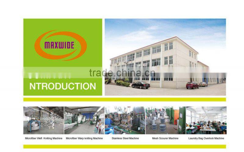 Oval loofah sponge scrubber