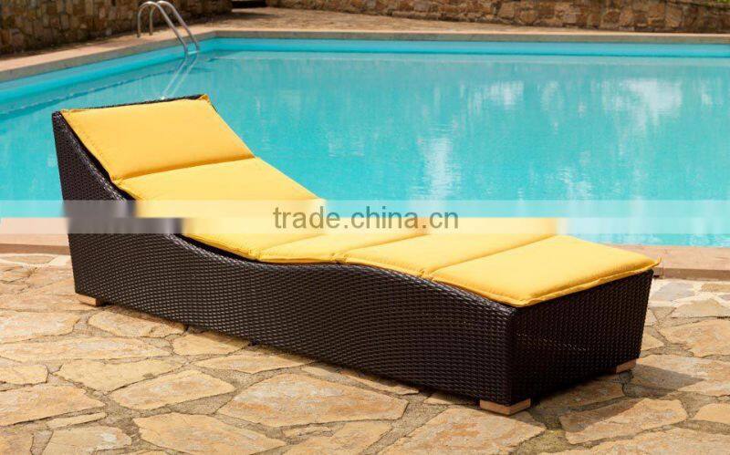 Rattan Outdoor Furniture Sun Lounger - High quality outdoor furniture design