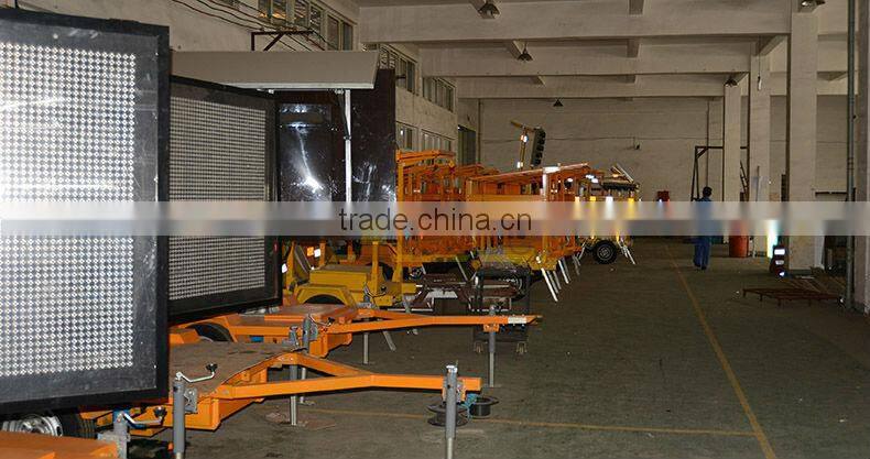 WB107 2014 new flexible warning posts