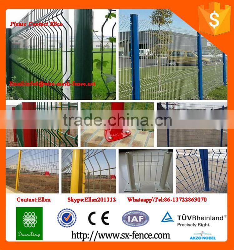 Cheap PVC Coated Welded Metal Garden Fence Panel With Peach post