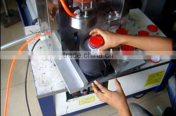 2015 best performance high speed 800-1800 bottle per minutes vacuum metal bottle cap making machine